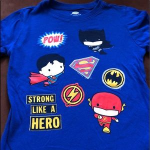Superheroes boys 5t tee 👦🏻✨